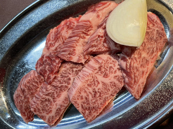 伊勢屋本店・お肉